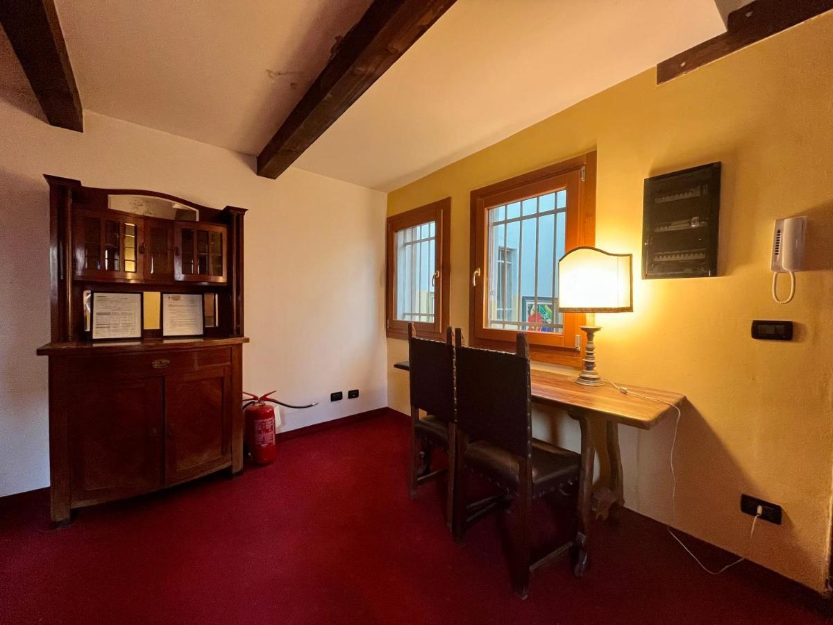 Ai Boteri Hostel Venice Luaran gambar