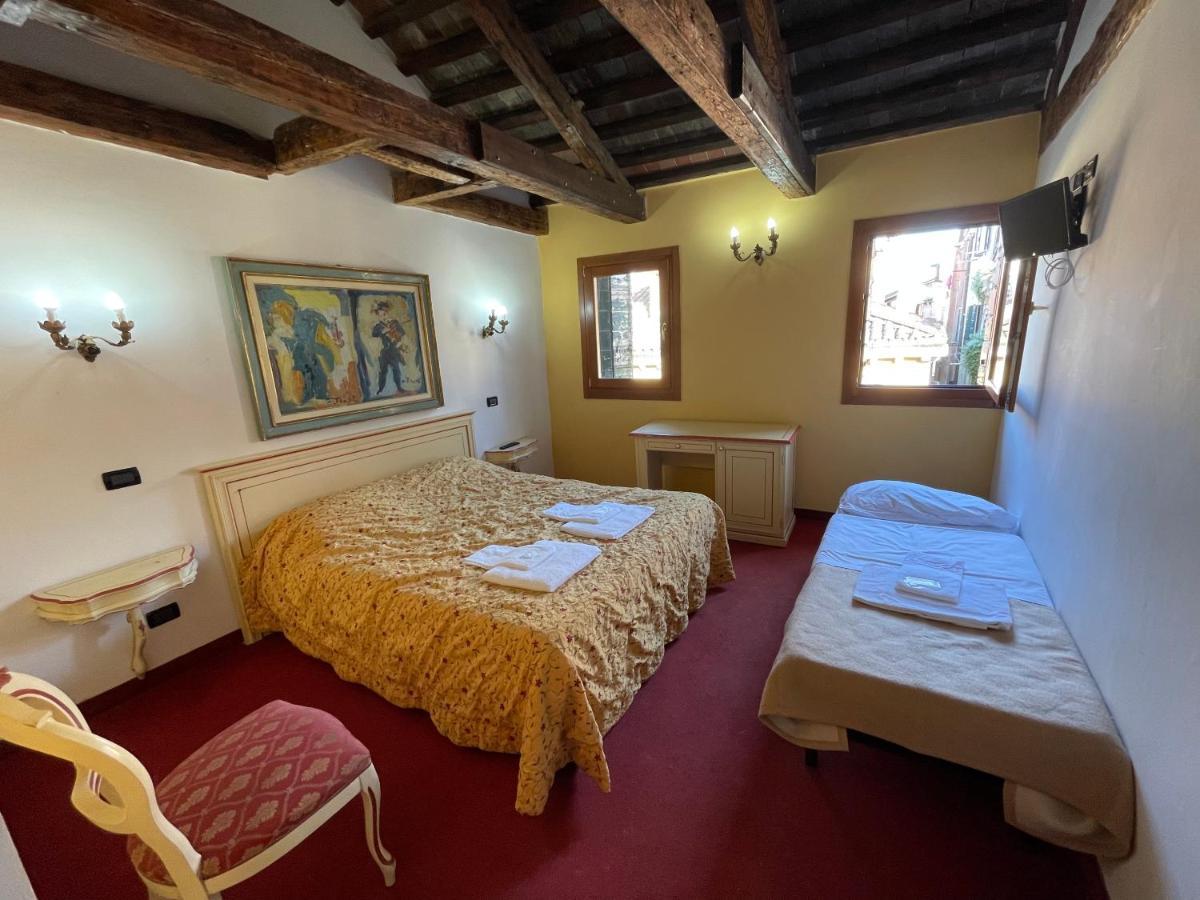 Ai Boteri Hostel Venice Luaran gambar
