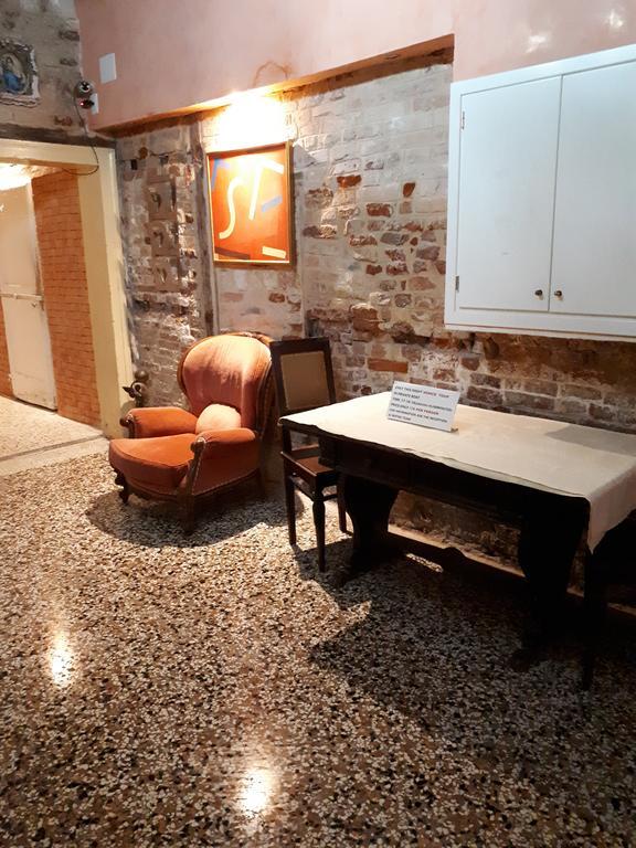 Ai Boteri Hostel Venice Luaran gambar